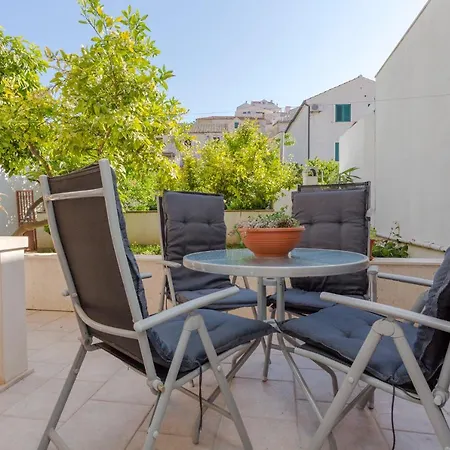 Historic Center Hvar Town- A Few Steps From The Main Square Апартаменты Хвар