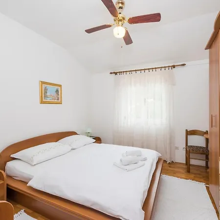 Historic Center Hvar Town- A Few Steps From The Main Square Апартаменты