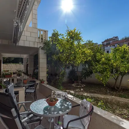 Historic Center Hvar Town- A Few Steps From The Main Square