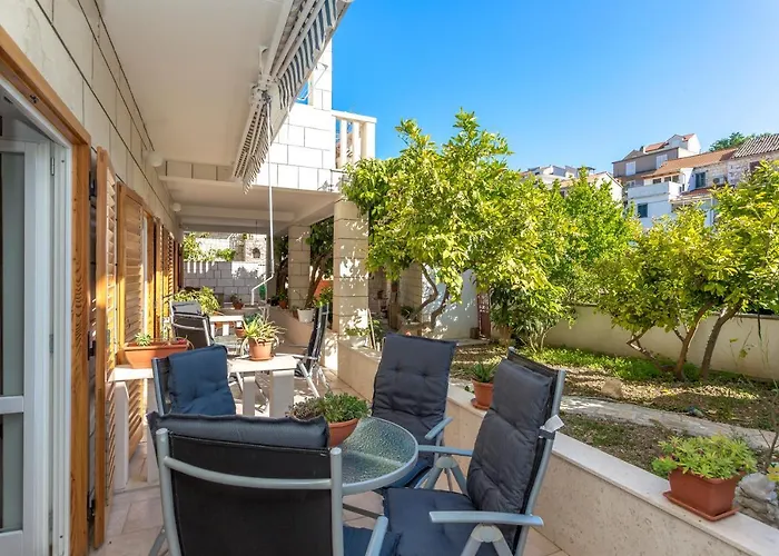 Historic Center Hvar Town- A Few Steps From The Main Square