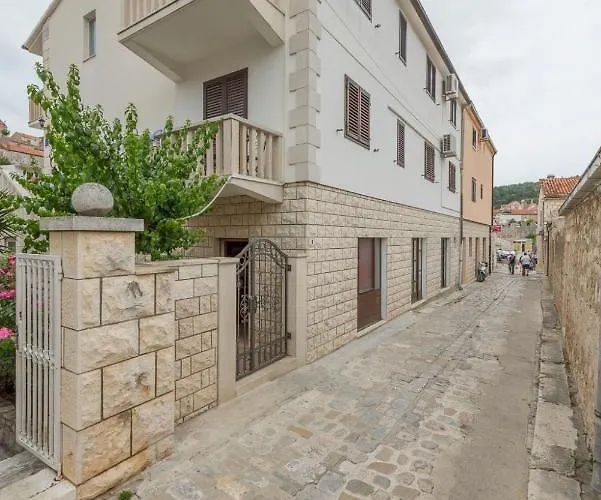 Historic Center Hvar Town- A Few Steps From The Main Square Apartman Hvar Town