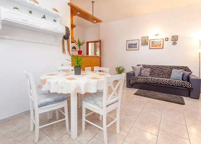 Historic Center Hvar Town- A Few Steps From The Main Square