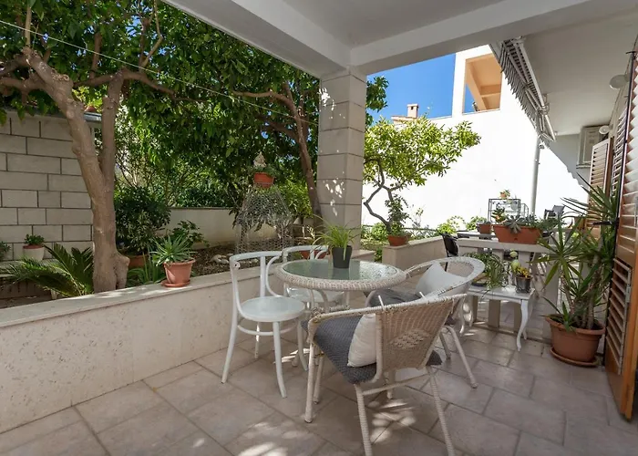 Historic Center Hvar Town- A Few Steps From The Main Square