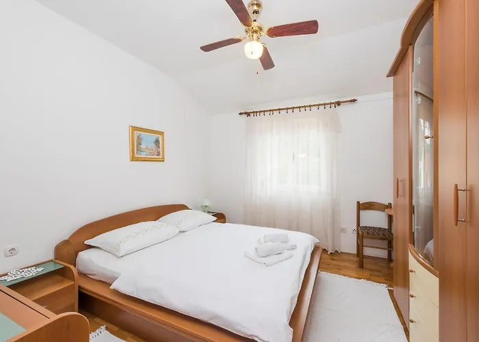 Historic Center Hvar Town- A Few Steps From The Main Square Apartamento