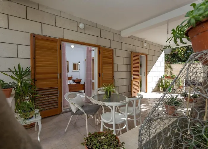 Historic Center Hvar Town- A Few Steps From The Main Square