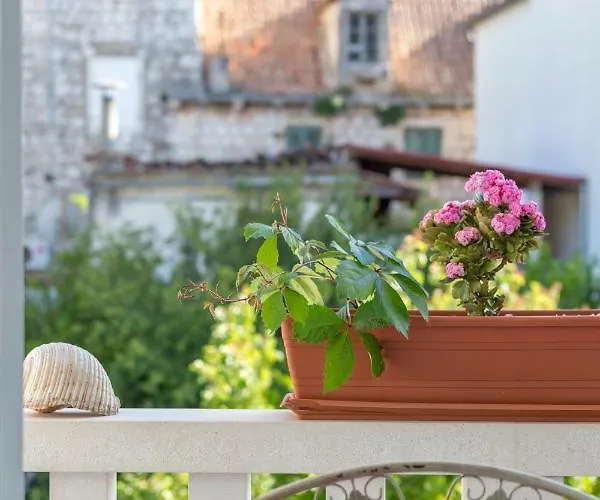 Historic Center Hvar Town- A Few Steps From The Main Square 赫瓦尔