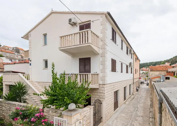 Historic Center Hvar Town- A Few Steps From The Main Square